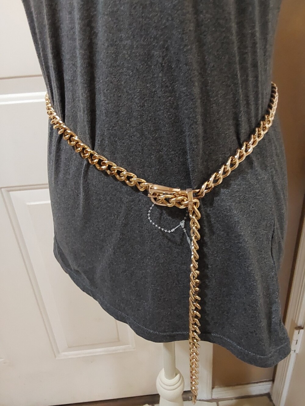 🌺 NEW Gold Chain Link Adjustable Waist Belt - Picture 2 of 6